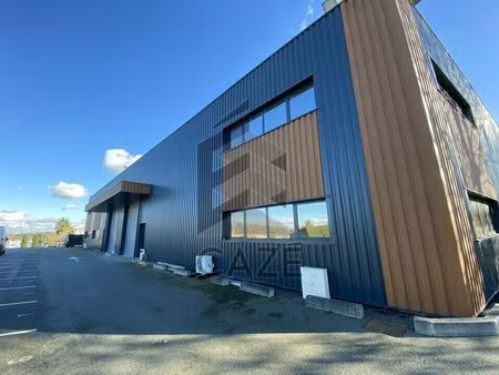 location local commercial 221m² artigues pres bordeaux 33370