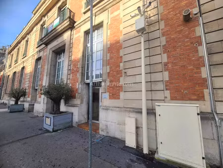 vente local commercial à péronne