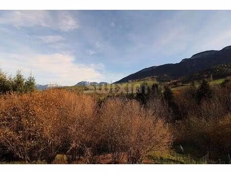 maison avec appartement indépendant et vue sur les montagnes