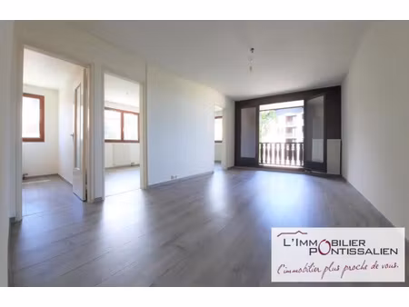 location appartement 3 pièces 49m² metabief 25370