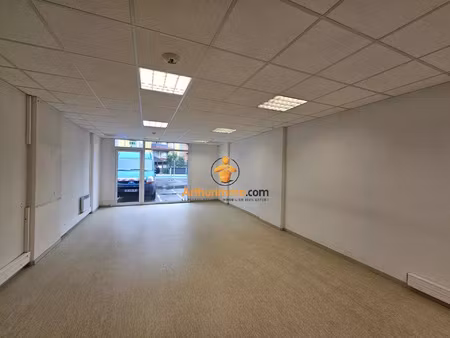 vente local commercial 8 pièces 478 m2 à tarbes