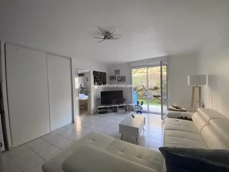 location appartement 2 pièces 39 m2 à millau