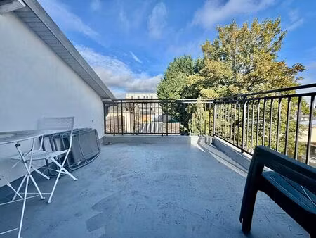 appartement amiens 7 pièce(s) 194 m2 avec local commercial en rdc. à amiens