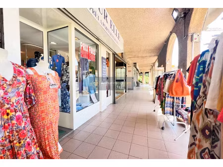 vente fonds de commerce 1 pièces 38 m2 à saint-aygulf