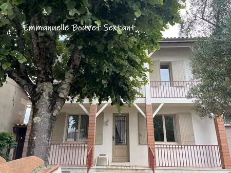 bergerac centre-ville  4 chambres  2 sdb  bureau  double-garage  jardin clos  piscine ...