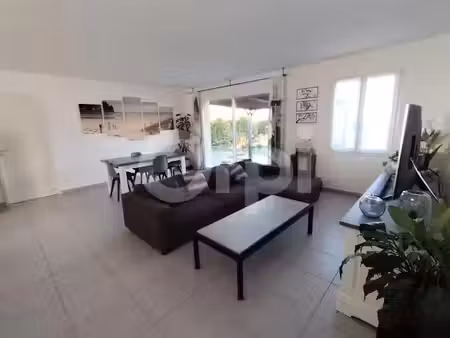 vente maison 4 pièces 92.5 m² à pisany (17600)  275 600 €