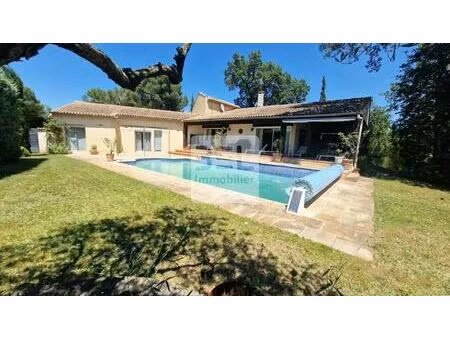 maison d'architecte avec piscine