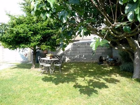 plain pied sur beau terrain clos