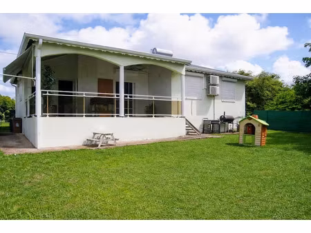 vente maison 4 pièces 74.61 m² à le moule (97160)  299 000 €