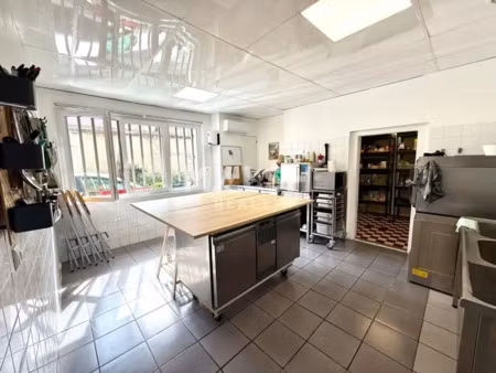 cession droit au bail - local commercial 59 m² - villeurbanne