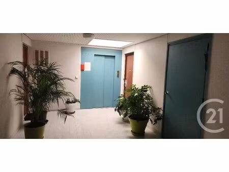 appartement à vendre - 3 pièces - 65 08 m2 - aurillac - 15 - auvergne