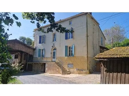 10 min de langon - ensemble immobilier sur terrain de 9300 m2