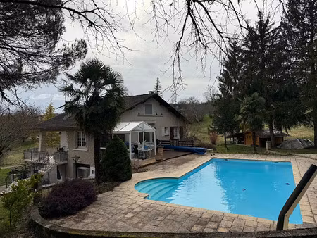 vente maison 9 pièces 155 m² à figeac (46100)  312 000 €