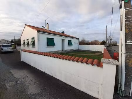 vente maison à la ronde (17170) : à vendre / 103m² la ronde