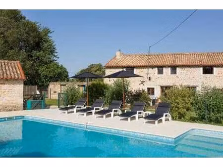 vente maison piscine à melle (79500) : à vendre piscine / 460m² melle