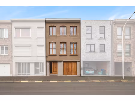 huis te koop in zwijndrecht met 4 slaapkamers