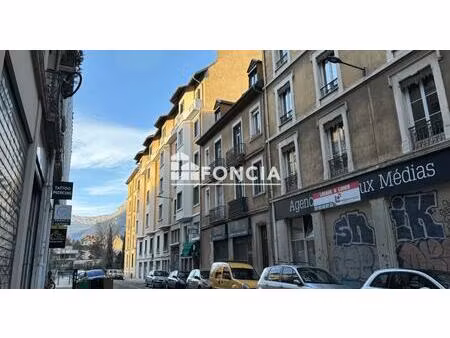 grenoble gare/alsace lorraine - t3 sous les toits