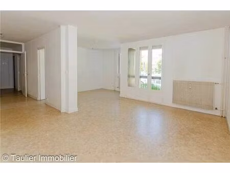 location appartement 4 pièces 77m2 saint-marcellin 38160 - 760 € - surface privée