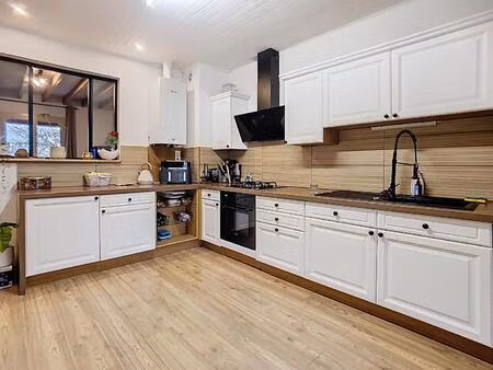 a vendre maison 4 chambres  garage et jardin à bouglon