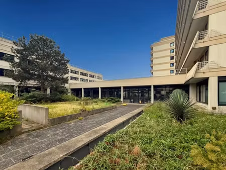 bureaux à louer . plateau lumineux - maisons-alfort 94