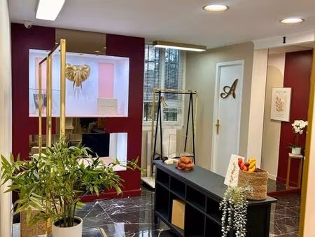bien commercial à vendre cambo les bains