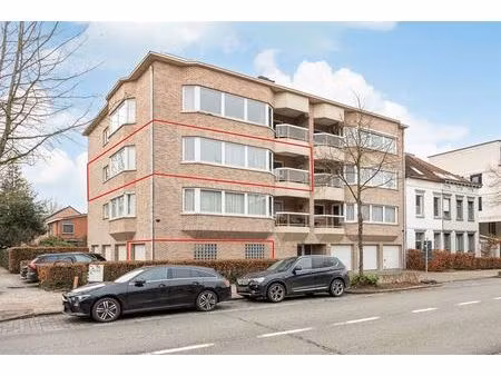 appartement te koop in brasschaat met 3 slaapkamers