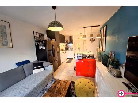 2 pièces avec terrasse de 15m2 et parking