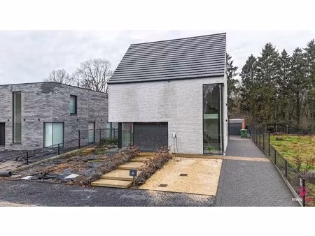 huis te koop in beringen met 5 slaapkamers