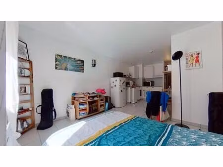 location appartement 1 pièce 28 m² à lyon 9 (69009)