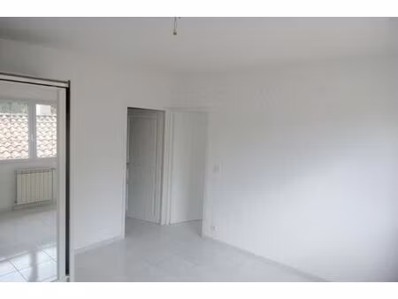 location appartement 3 pièces 94 m² à montpellier (34000)
