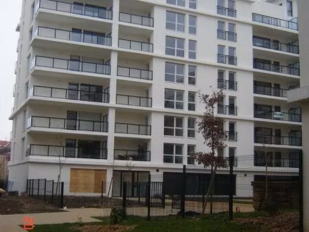 location appartement 3 pièces 70 m² à lyon 7 (69007)