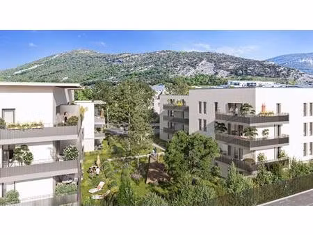 t4 neuf à challes-les-eaux