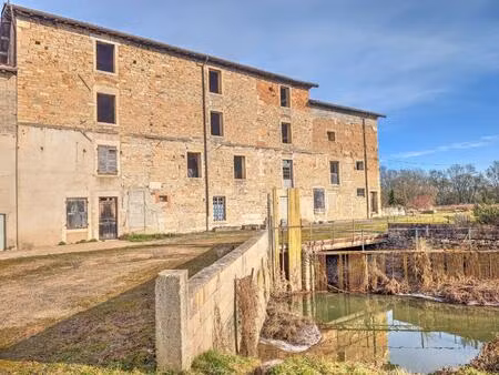 maison 4 chambres 130 m2 dependance 620 m2 sur 8 5 ha