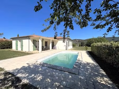 vallon pont d'arc villa avec piscine garage et 1340m² de terrain clos