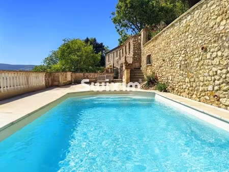 propriété de 2 maisons avec piscine  8 chambres ou projet locatif