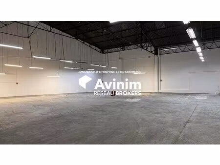 location local commercial