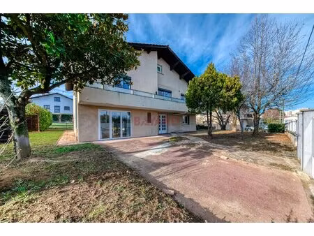 opportunité exceptionnelle d’investissement locatif – villa de 11 chambres à saint-genis-l