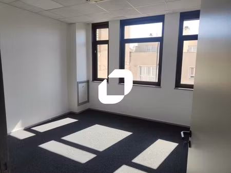 vente bureau nanterre 92000