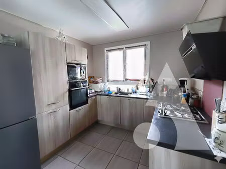 maison 3 chambres proche crepy - plain pied - garage