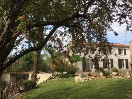 vente maison 10 pièces 179 m² à saint-hilaire-la-palud (79210)  548 200 €