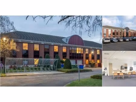 immeuble de rapport à vendre à boulevard international 55 anderlecht (rbv07107)