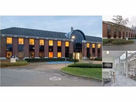 immeuble de rapport à vendre à boulevard international 55 anderlecht (rbv07108)