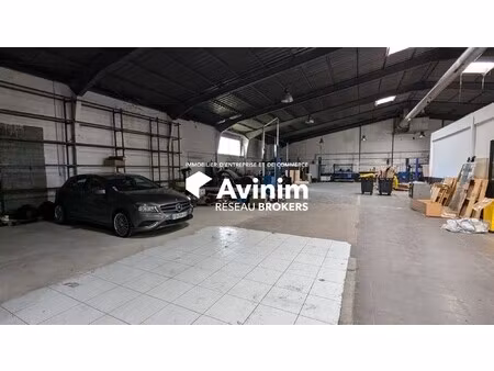 location local commercial