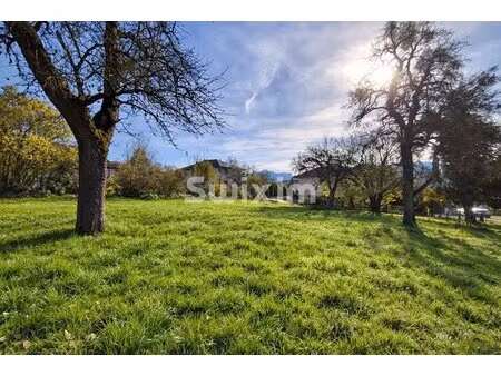 contamine-sur-arve. terrain constructible 550m2 avec vue dégagée