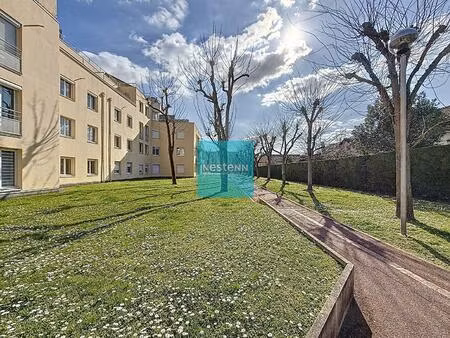 studio meublé de 31 m² à 2 min de la gare ? idéal investisseur ou 1er achat !