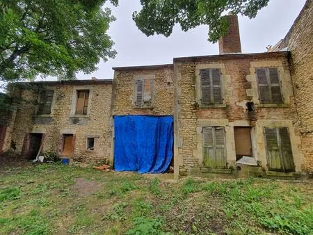 batiment avec cachet au coeur de reuilly