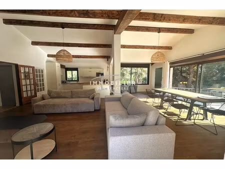 vente maison 5 pièces 159 m² à la croix-valmer (83420)  1 390 000 €