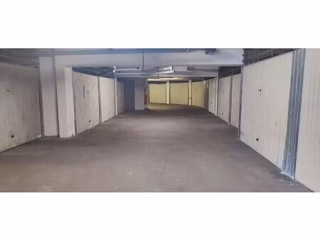 location commerce à tarbes (65000)