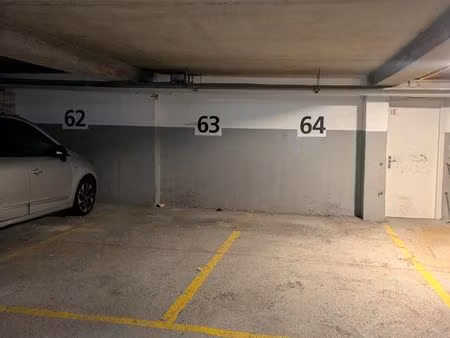 2 places de parking à louer – vanves (carrefour de l’insurrection)