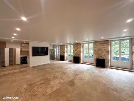 appartement 4 pièces 137 m²